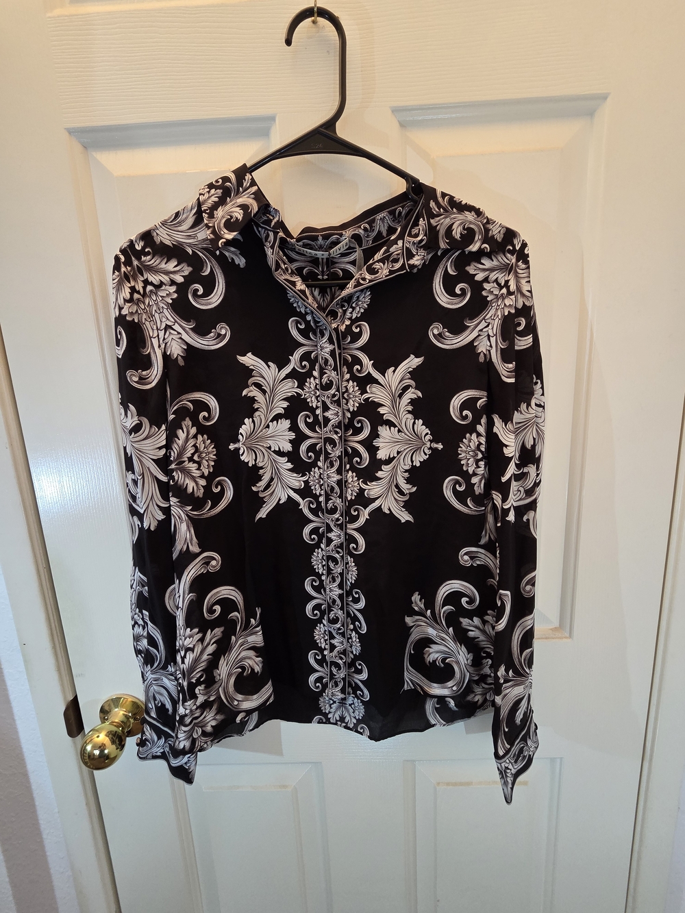 Alice + Olivia Black and Ivory Scroll-Print Button-Down Blouse - Picture 8 of 8